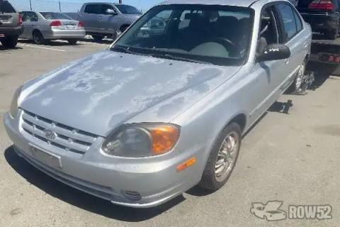 Photo of 2004 Hyundai Accent