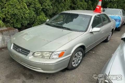 Photo of 2000 Toyota Camry