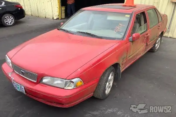Photo of 1998 Volvo S70