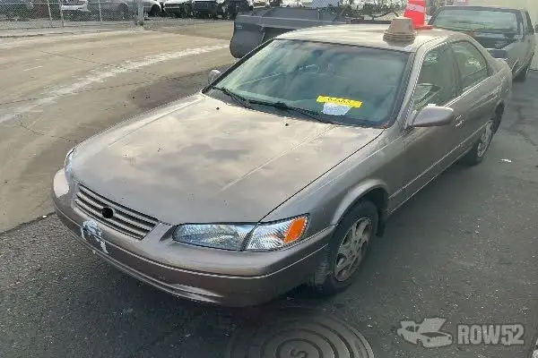 Photo of 1999 Toyota Camry