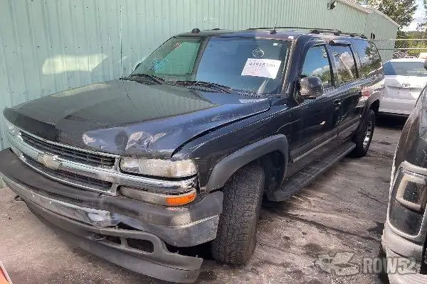Photo of 2005 Chevrolet Suburban