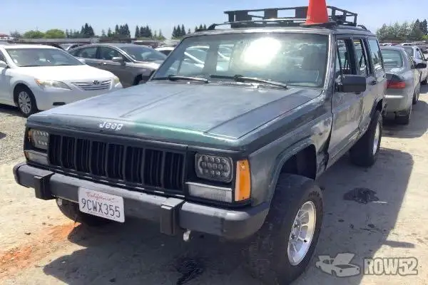 Photo of 1992 Jeep Cherokee