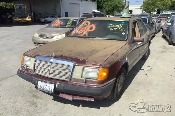 Photo of 1990 Mercedes-Benz 300