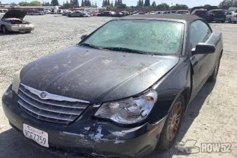 Photo of 2010 Chrysler Sebring