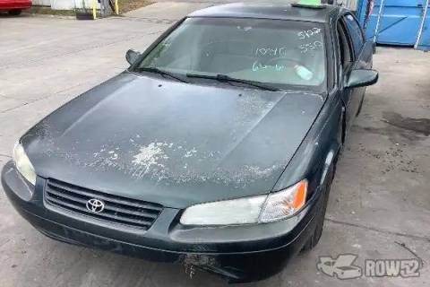 Photo of 1998 Toyota Camry