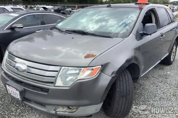 Photo of 2010 Ford Edge