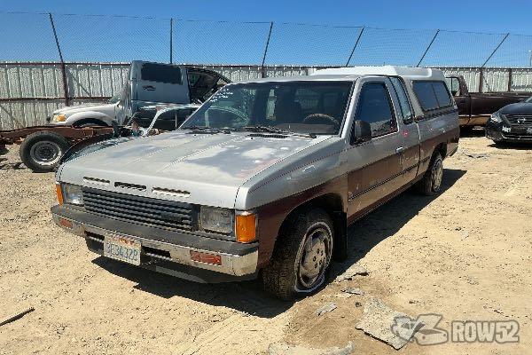 Photo of 1986 Nissan Pickup