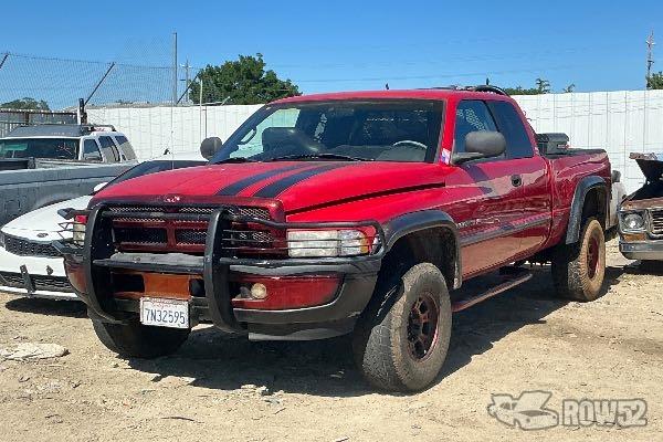 Photo of 2000 Dodge Ram 2500
