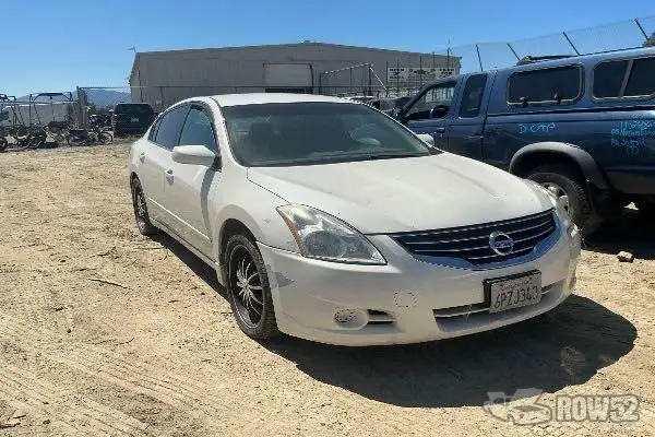 Photo of 2011 Nissan Altima