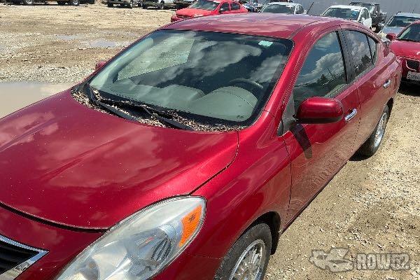 Photo of 2013 Nissan Versa
