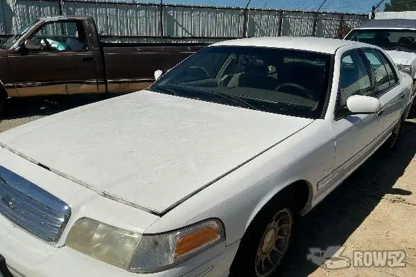 Photo of 1999 Ford Crown Victoria