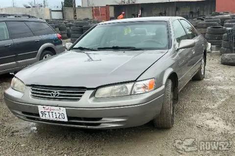 Photo of 1999 Toyota Camry