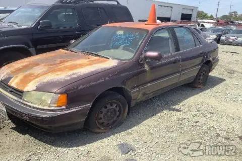 Photo of 1992 Hyundai Elantra