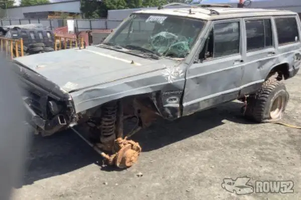 Photo of 1990 Jeep Cherokee