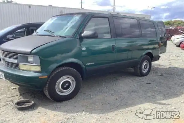 Photo of 1998 Chevrolet Astro