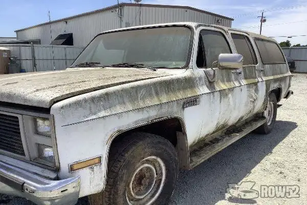 Photo of 1988 GMC Suburban