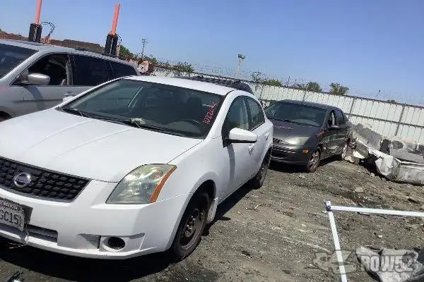 Photo of 2009 Nissan Sentra