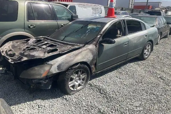 Photo of 2005 Nissan Altima