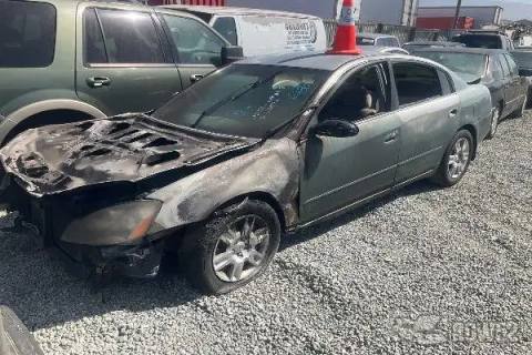 Photo of 2005 Nissan Altima
