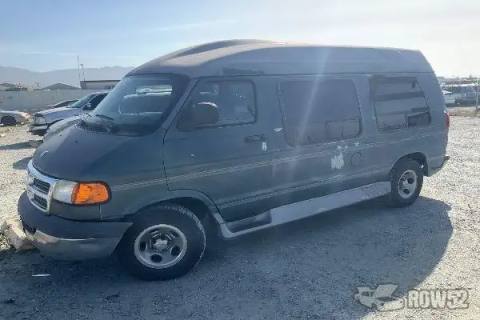 Photo of 2002 Dodge Ram Van