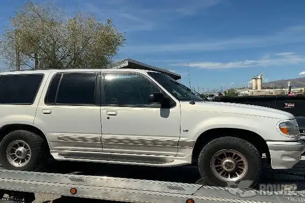 Photo of 1998 Ford Explorer