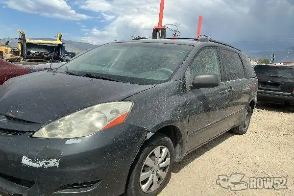 Photo of 2009 Toyota Sienna
