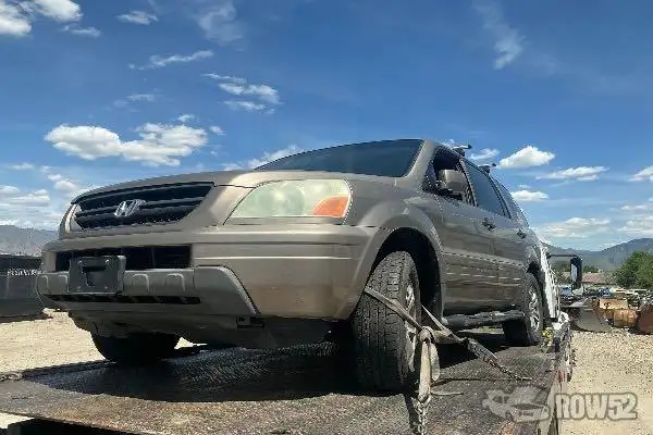Photo of 2004 Honda Pilot