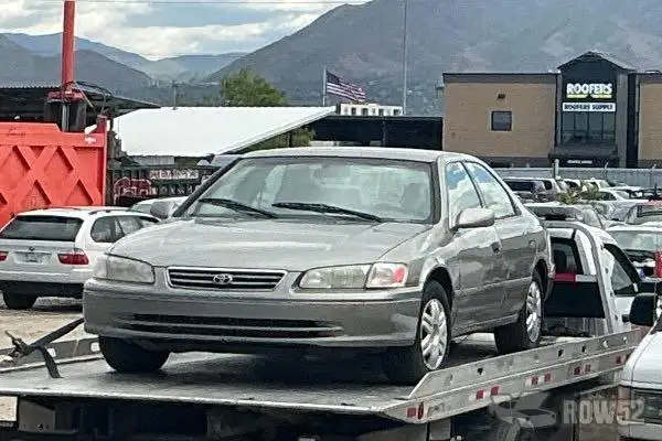 Photo of 2000 Toyota Camry