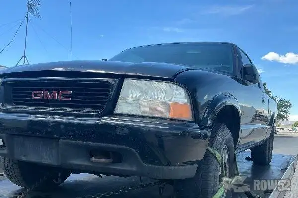 Photo of 2000 GMC Sonoma