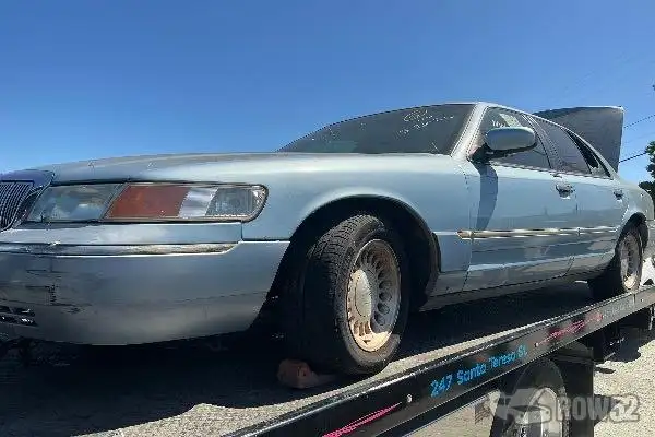 Photo of 2002 Mercury Grand Marquis