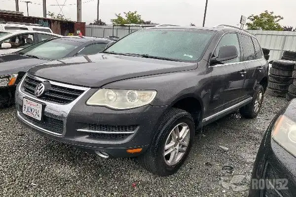 Photo of 2008 Volkswagen Touareg