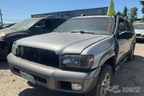 Photo of 1999 Nissan Pathfinder (1999-5)