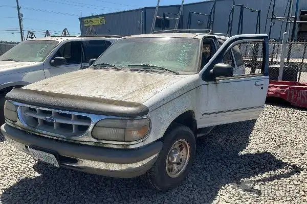 Photo of 1995 Ford Explorer