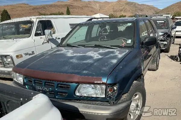 Photo of 2000 Isuzu Rodeo