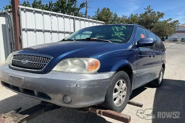 Photo of 2005 Kia Sedona