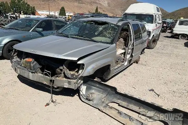 Photo of 2004 Jeep Grand Cherokee