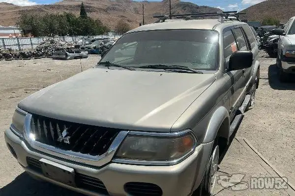 Photo of 2004 Mitsubishi Montero Sport
