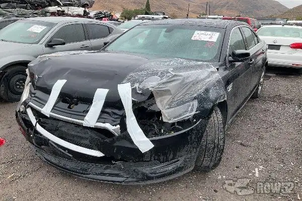 Photo of 2013 Ford Taurus