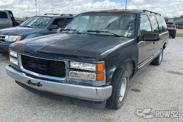 Photo of 1994 GMC Suburban