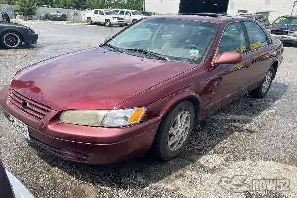 Photo of 1999 Toyota Camry