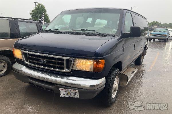 Photo of 2004 Ford Econoline