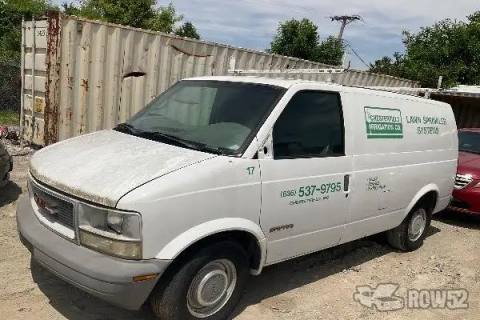 Photo of 2000 GMC Safari