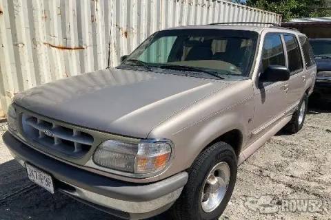 Photo of 1996 Ford Explorer