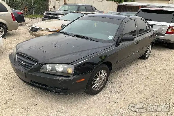Photo of 2005 Hyundai Elantra