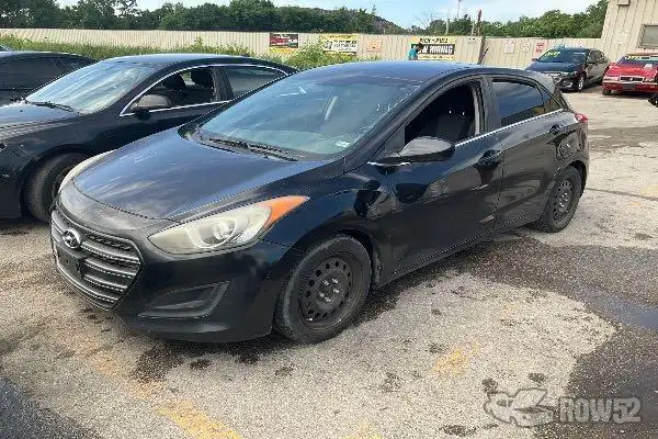 Photo of 2016 Hyundai Elantra GT