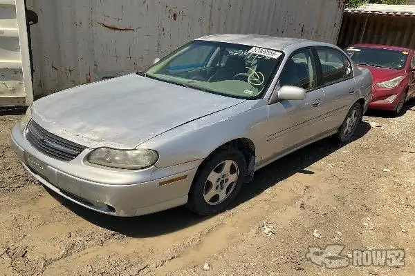 Photo of 2002 Chevrolet Malibu