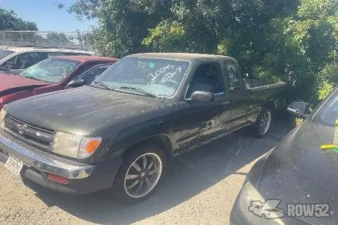 Photo of 1998 Toyota Tacoma