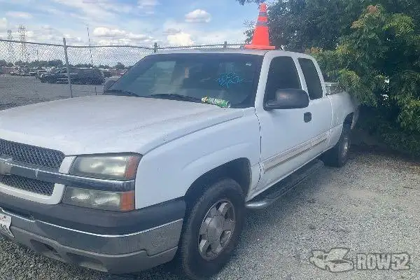 Photo of 2005 Chevrolet Silverado 1500