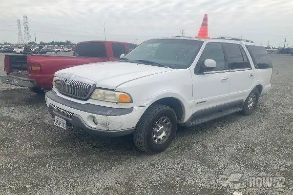 Photo of 1998 Lincoln Navigator