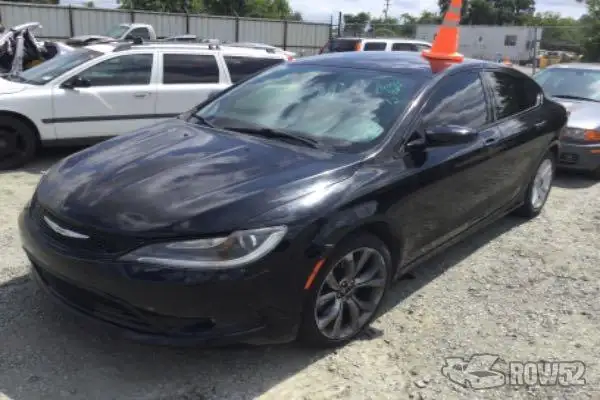 Photo of 2015 Chrysler 200